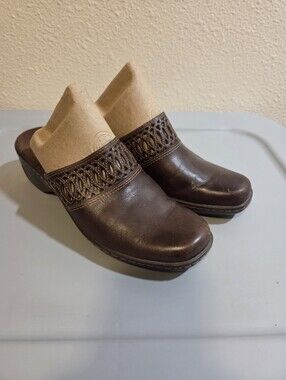 GUC Clarks mules - BROWN